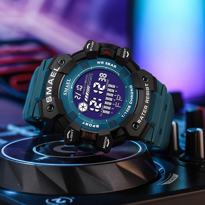 Shockproof watch for Men - Water Resistant Digital Wristwatch with Stopwatch