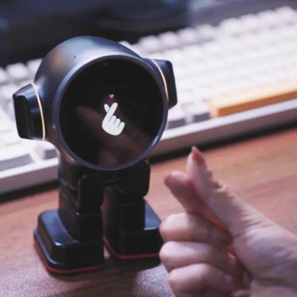 Rux Smart AI-Powered Desktop Companion Robot - SmartPursue™